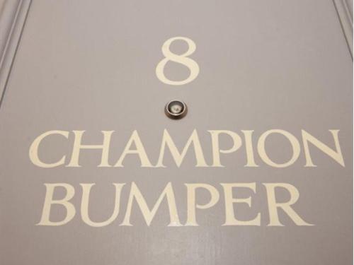 旅馆 Crown & Horns