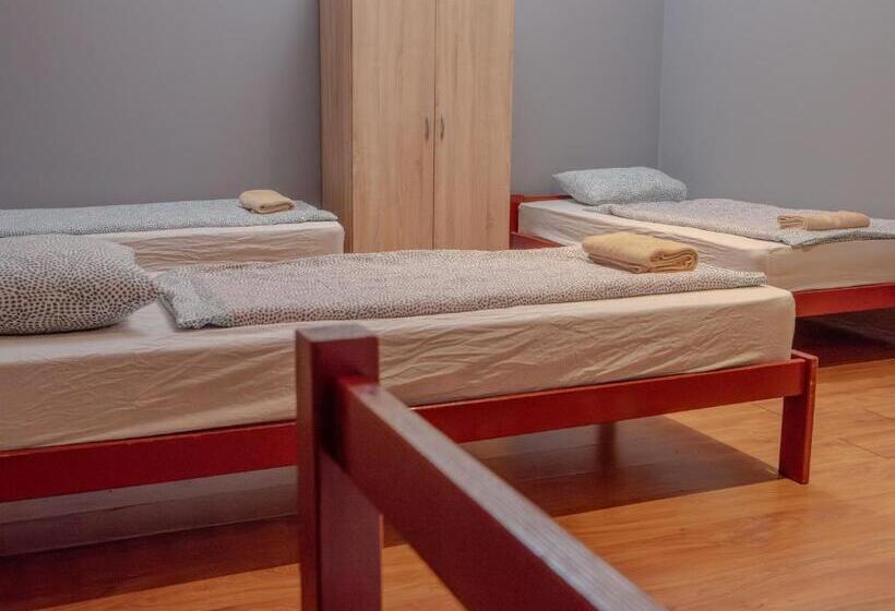 هاستل Deep Guest House