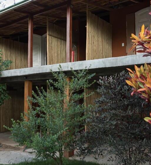 ユースホステル Pousada Caminho Das Cachoeiras