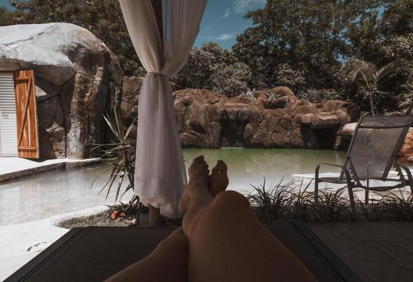 ユースホステル Pousada Caminho Das Cachoeiras