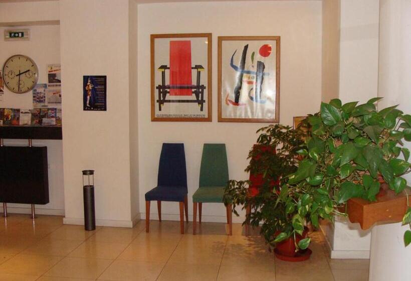 Apartamentos Turisticos Avenue Park