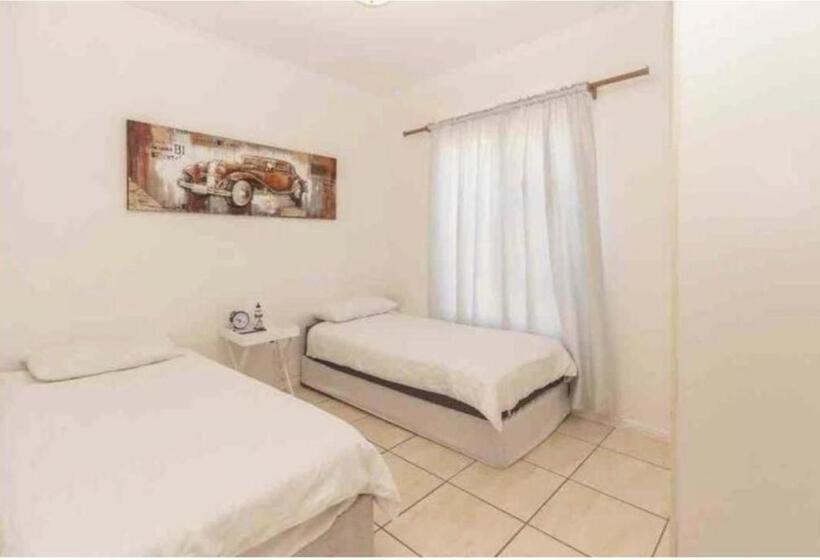 مبيت وإفطار Blue Sanctuary