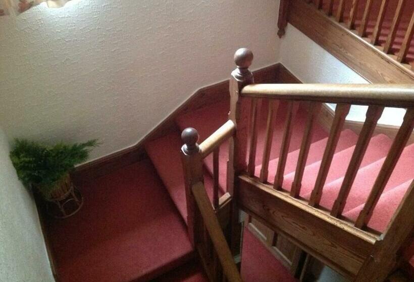 مبيت وإفطار Bradridge Farm