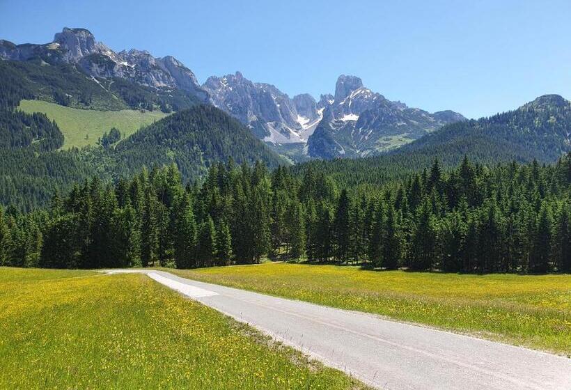 مبيت وإفطار Haus Salzkammergut