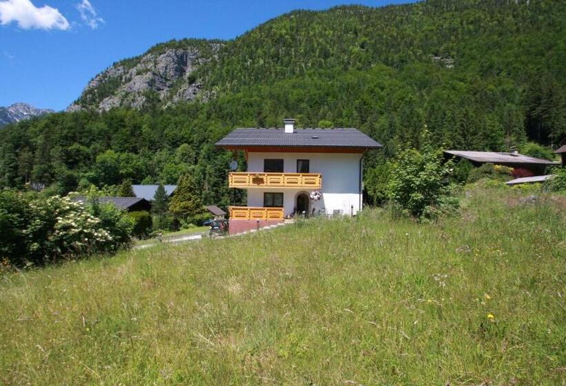 住宿加早餐  Haus Salzkammergut