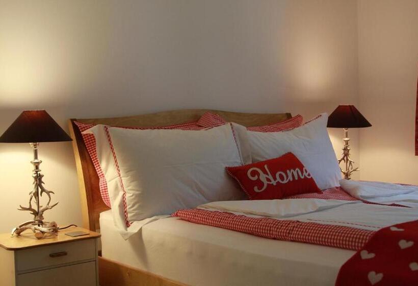 住宿加早餐  Haus Salzkammergut