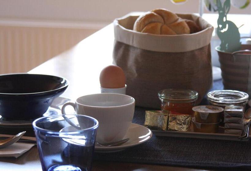 住宿加早餐  Haus Salzkammergut