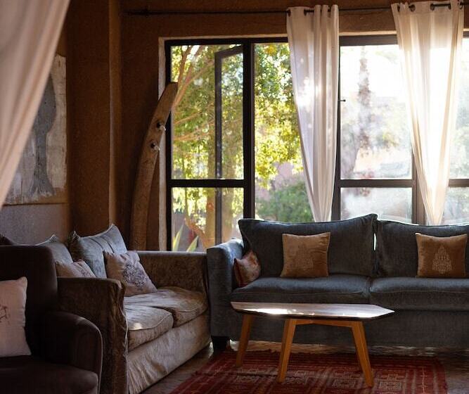 تختخواب و صبحانه Jnane Allia