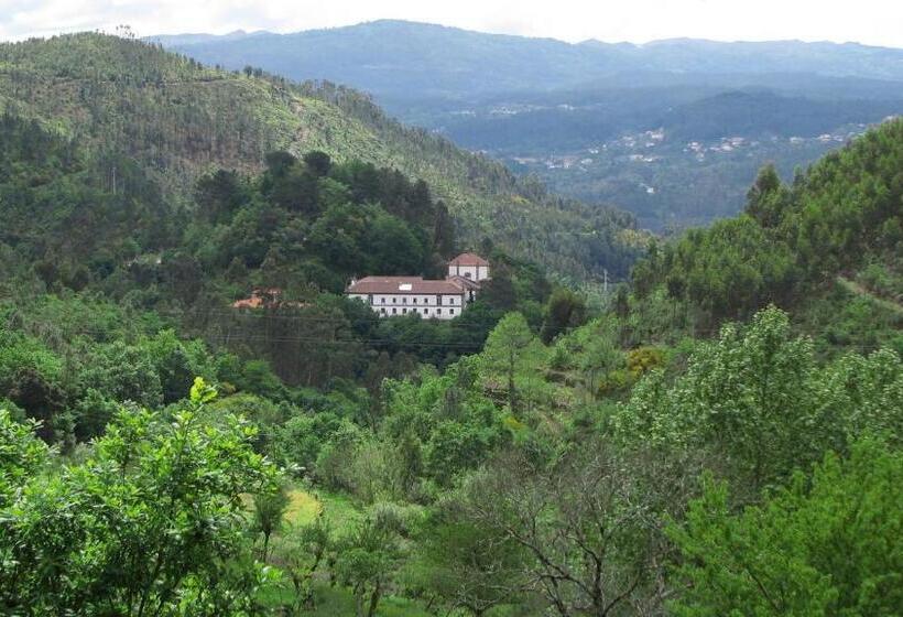 צימר Mosteiro De S. Cristovao De Lafoes