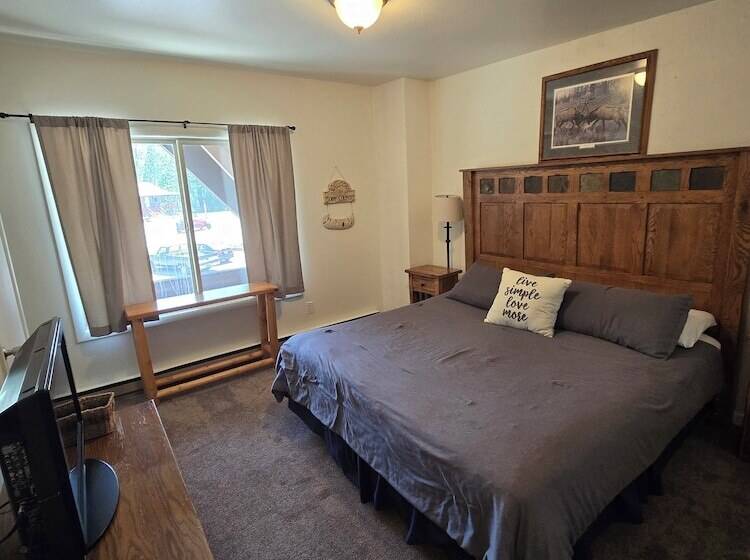 Chateau Rouge Condominiums