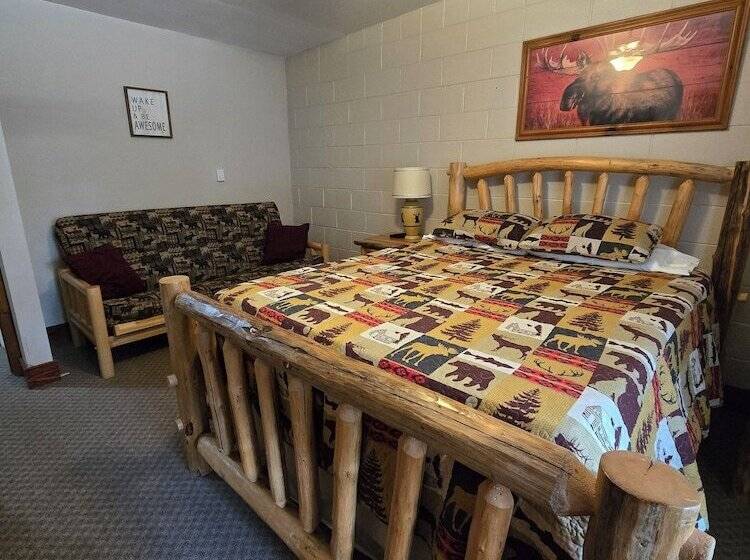 Chateau Rouge Condominiums