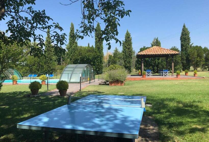 هتل Agriturismo Locanda Pantanello