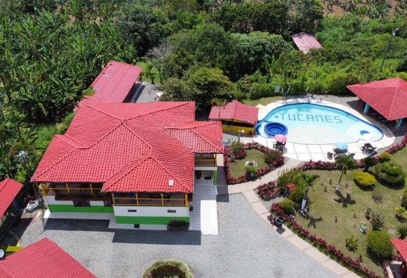 호텔 Campestre Los Tucanes