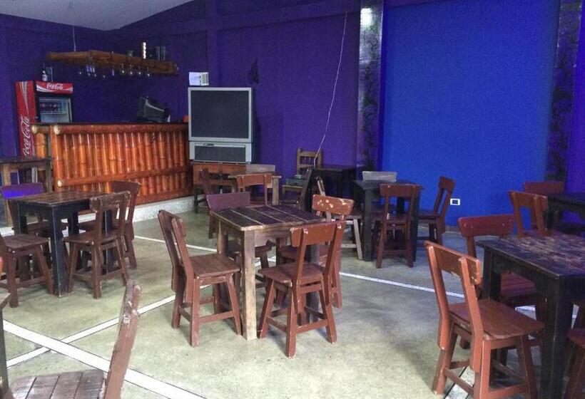 호텔 Campestre Los Tucanes