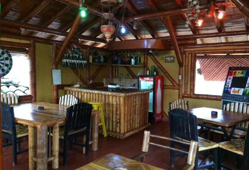 호텔 Campestre Los Tucanes