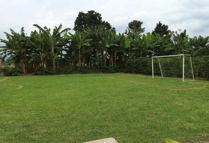 호텔 Campestre Los Tucanes