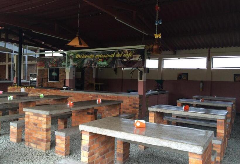 호텔 Campestre Los Tucanes