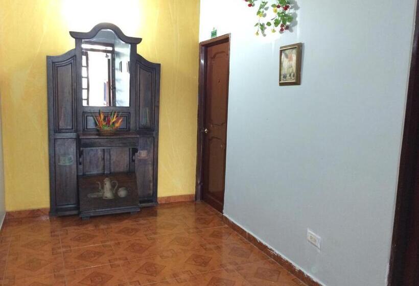 호텔 Campestre Los Tucanes