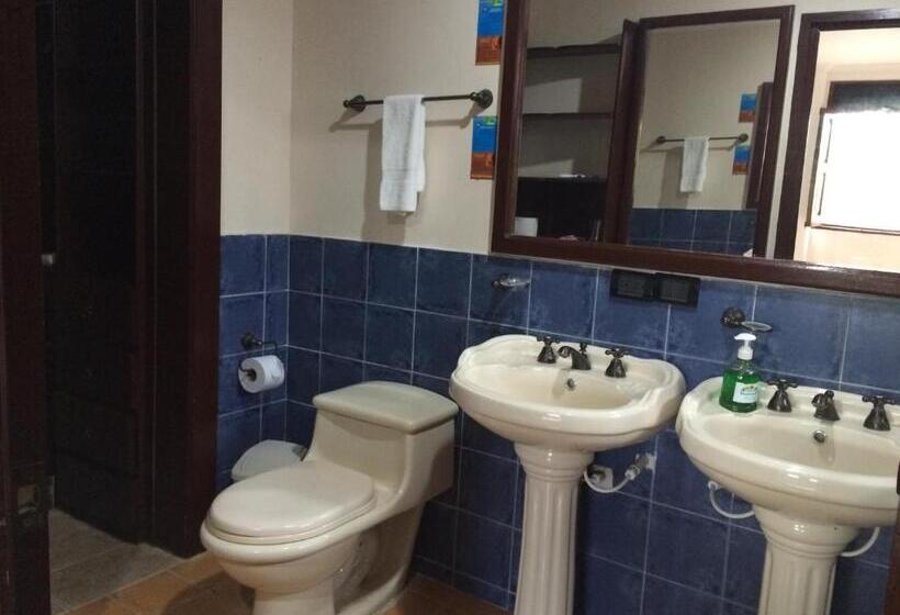 호텔 Campestre Los Tucanes