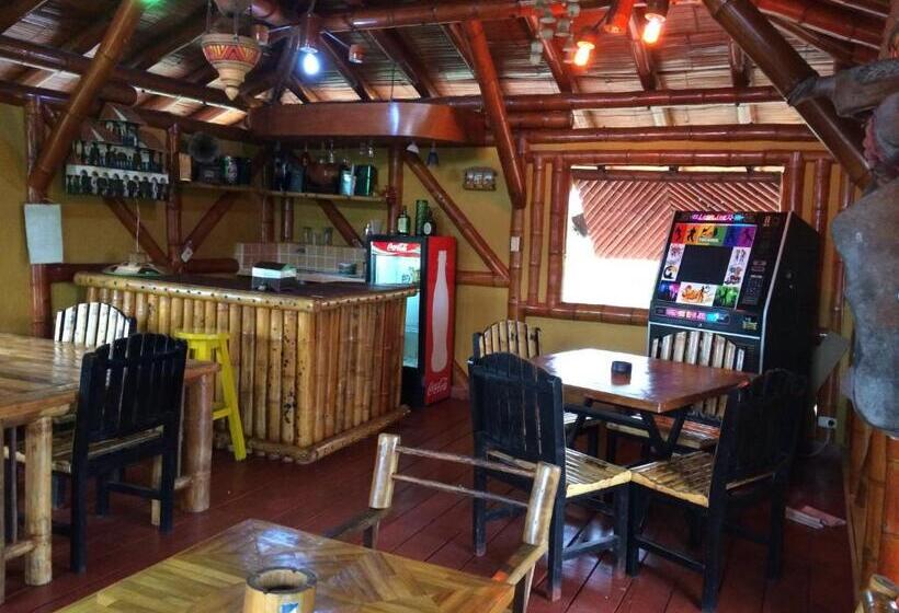 호텔 Campestre Los Tucanes