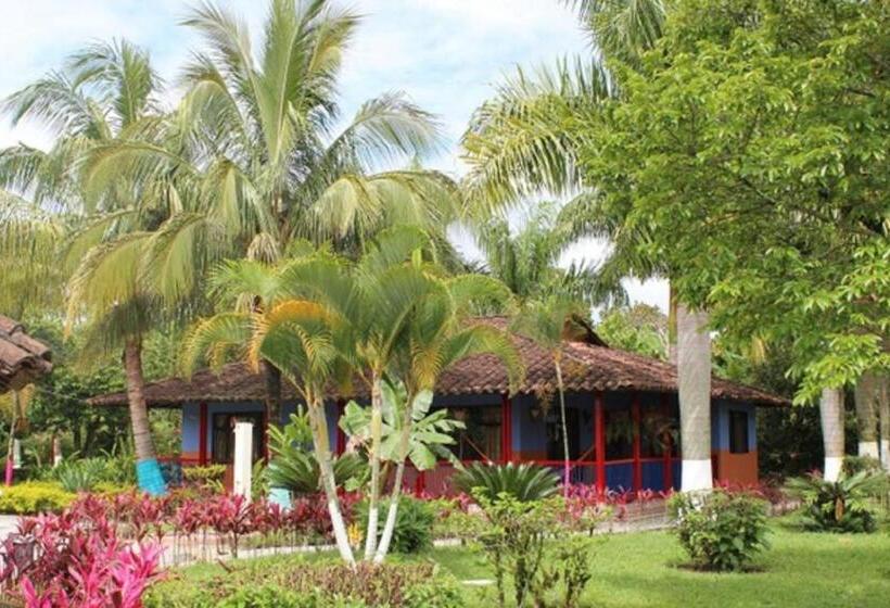 호텔 Campestre Los Tucanes