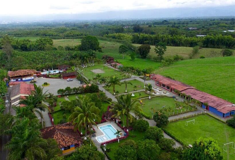 호텔 Campestre Los Tucanes