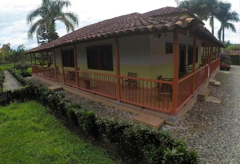 호텔 Campestre Los Tucanes