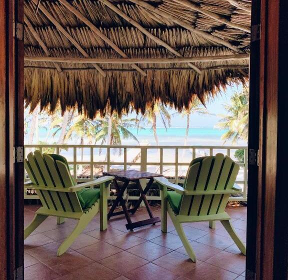 فندق Caye Casa