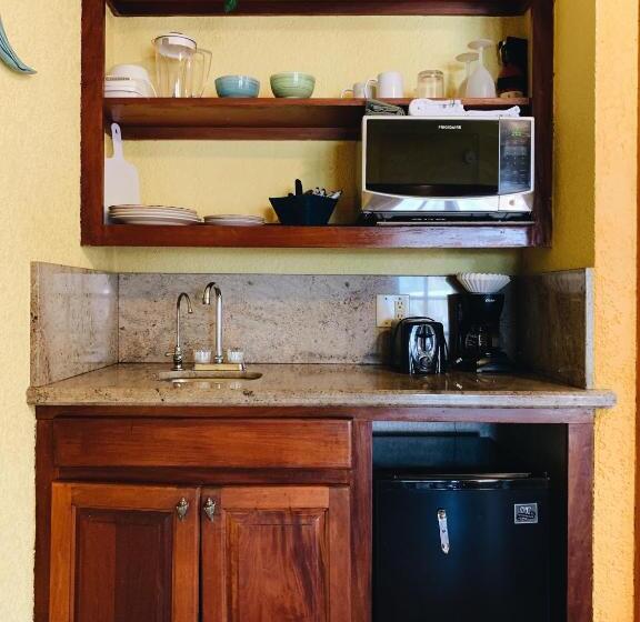 فندق Caye Casa