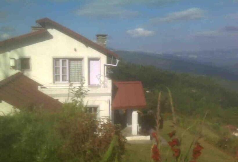 ホテル Cosmos Himalayan Villas