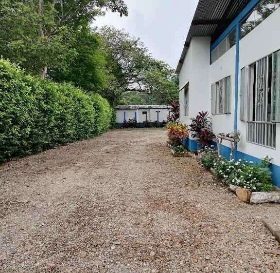 هتل کپسول Campestre La Maria