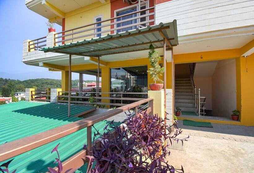 ホテル Fabexpress Bzoie Heritage