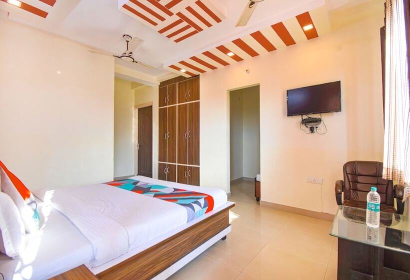 ホテル Fabexpress Bzoie Heritage