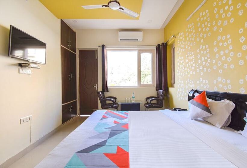 ホテル Fabexpress Bzoie Heritage