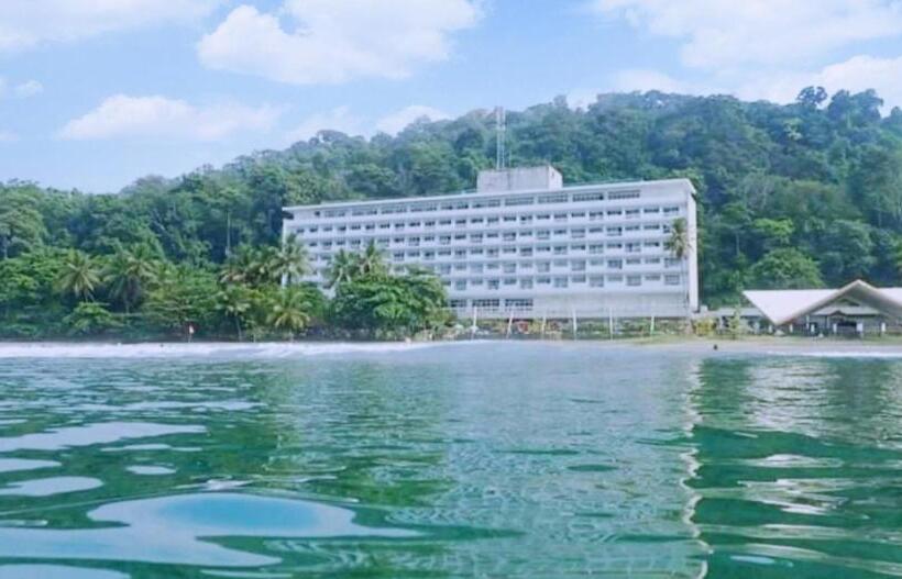 ホテル Grand Inna Samudra Beach