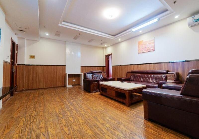 هتل Greentree Inn Henan Zhengzhou Chengnan Road Bojue Business