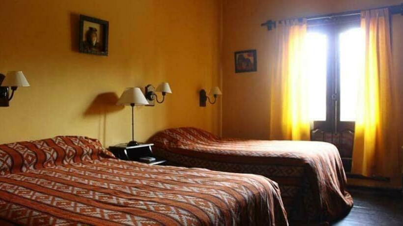 هتل Hosteria Buenavista