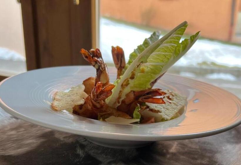 Отель Hôtel Saint Martin