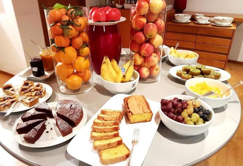 בית מלון כפרי Il Cascinalenuovo