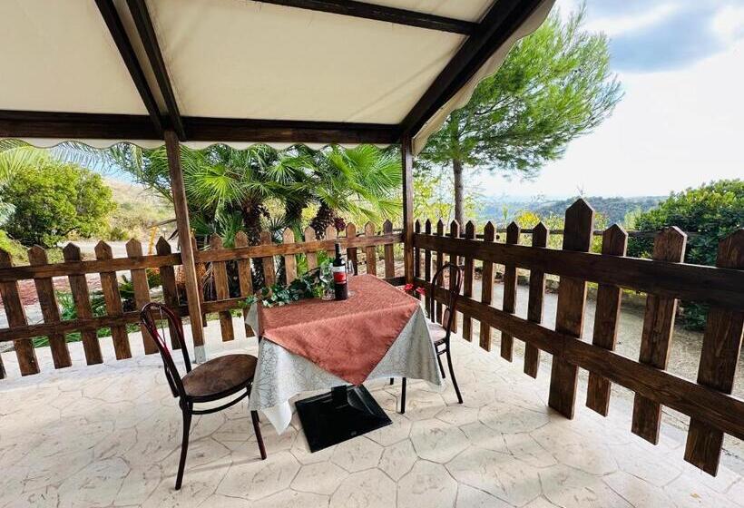 בית מלון כפרי Il Corbezzolo