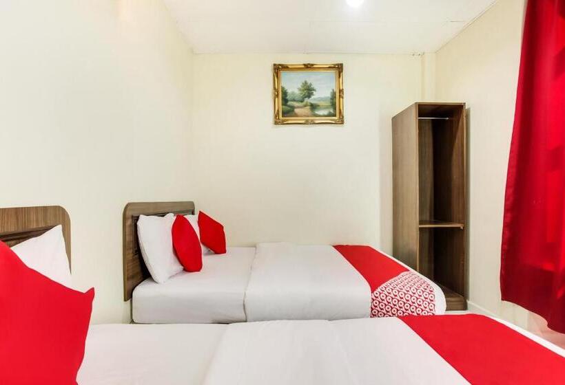 בית מלון כפרי Kavanas  Taiping