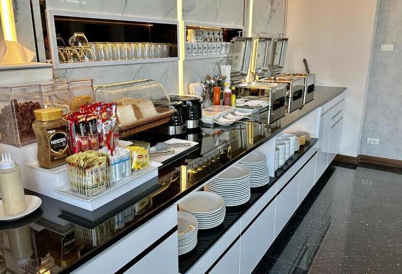 בית מלון כפרי Khonkaen Residence