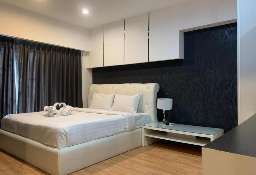 בית מלון כפרי Khonkaen Residence