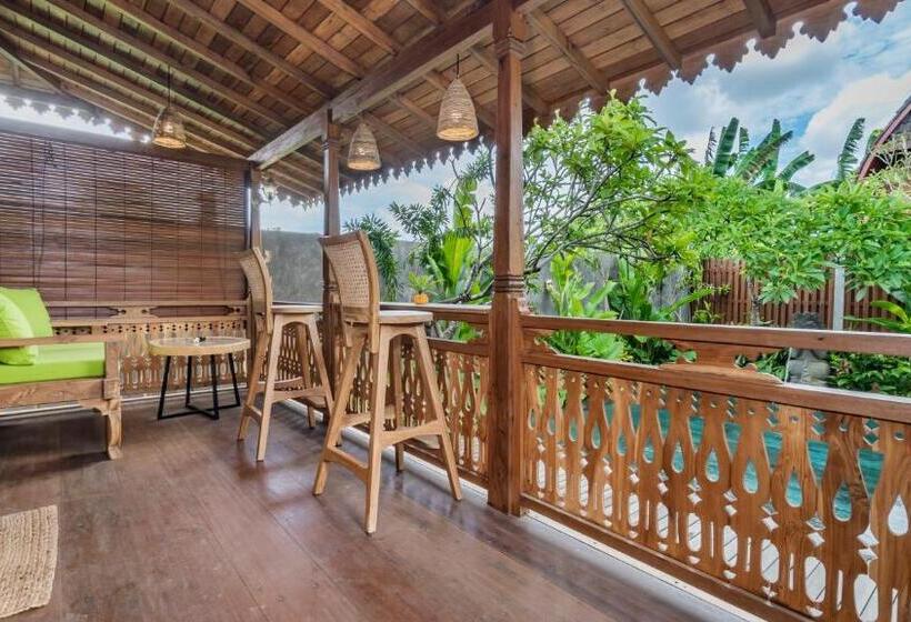 בית מלון כפרי Kirani Joglo Villa Bali By Mahaputra