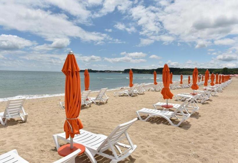 בית מלון כפרי Les Magnolias