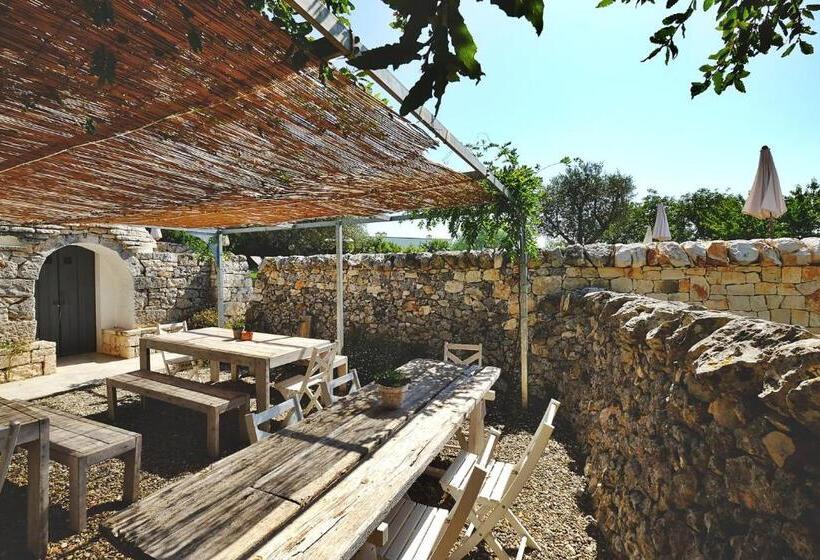 ホテル Masseria Trulli E Vigne