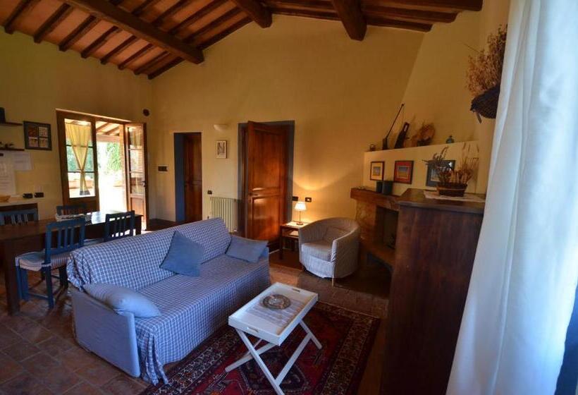 בית מלון כפרי Podere Casanuova