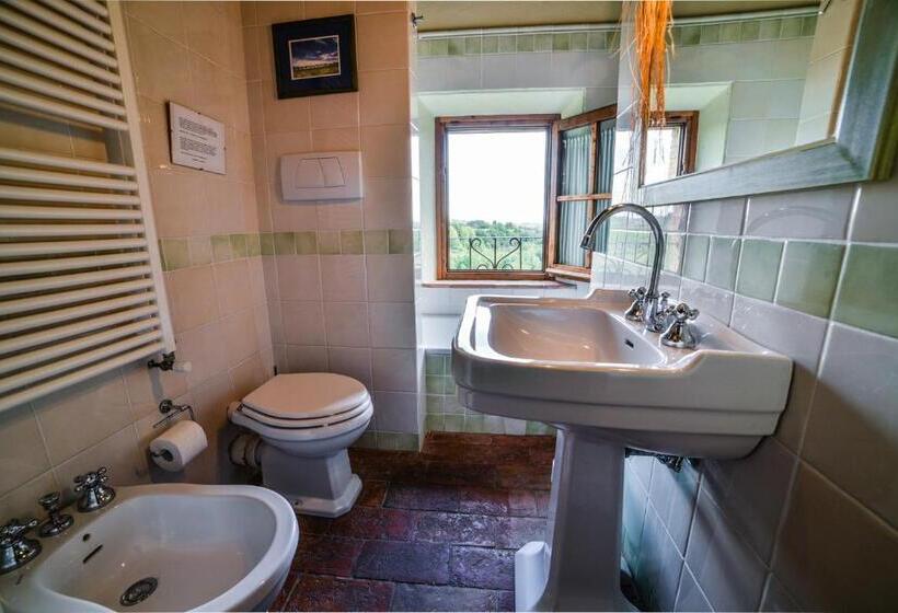 בית מלון כפרי Podere Casanuova