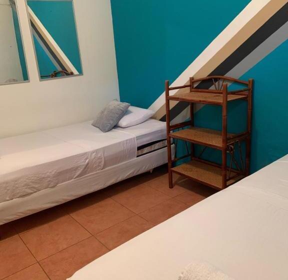 ホテル Point Break Santa Teresa