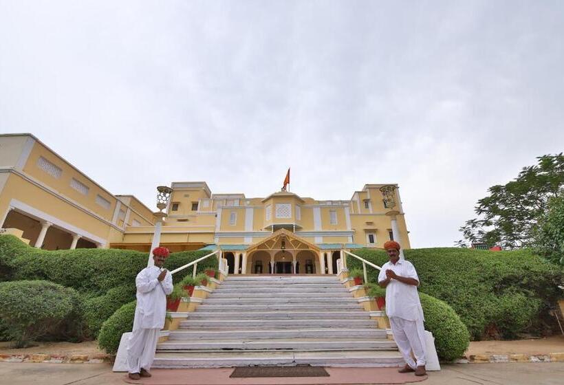 فندق Roop Niwas Kothi, Near Mandawa